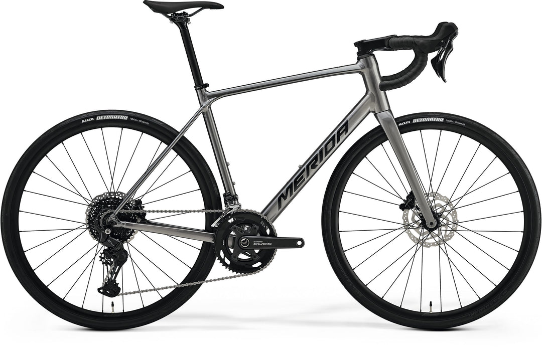Scultura Endurance 300 (158) – Gunmetal Grey / Black
