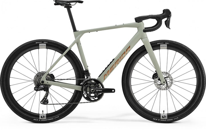 Mission 7000 (166) – Matt Early Moss Grey / Bronze